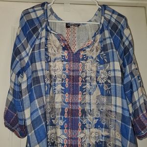 Johnny Was Embroidered Great detail! Sz Med cotton